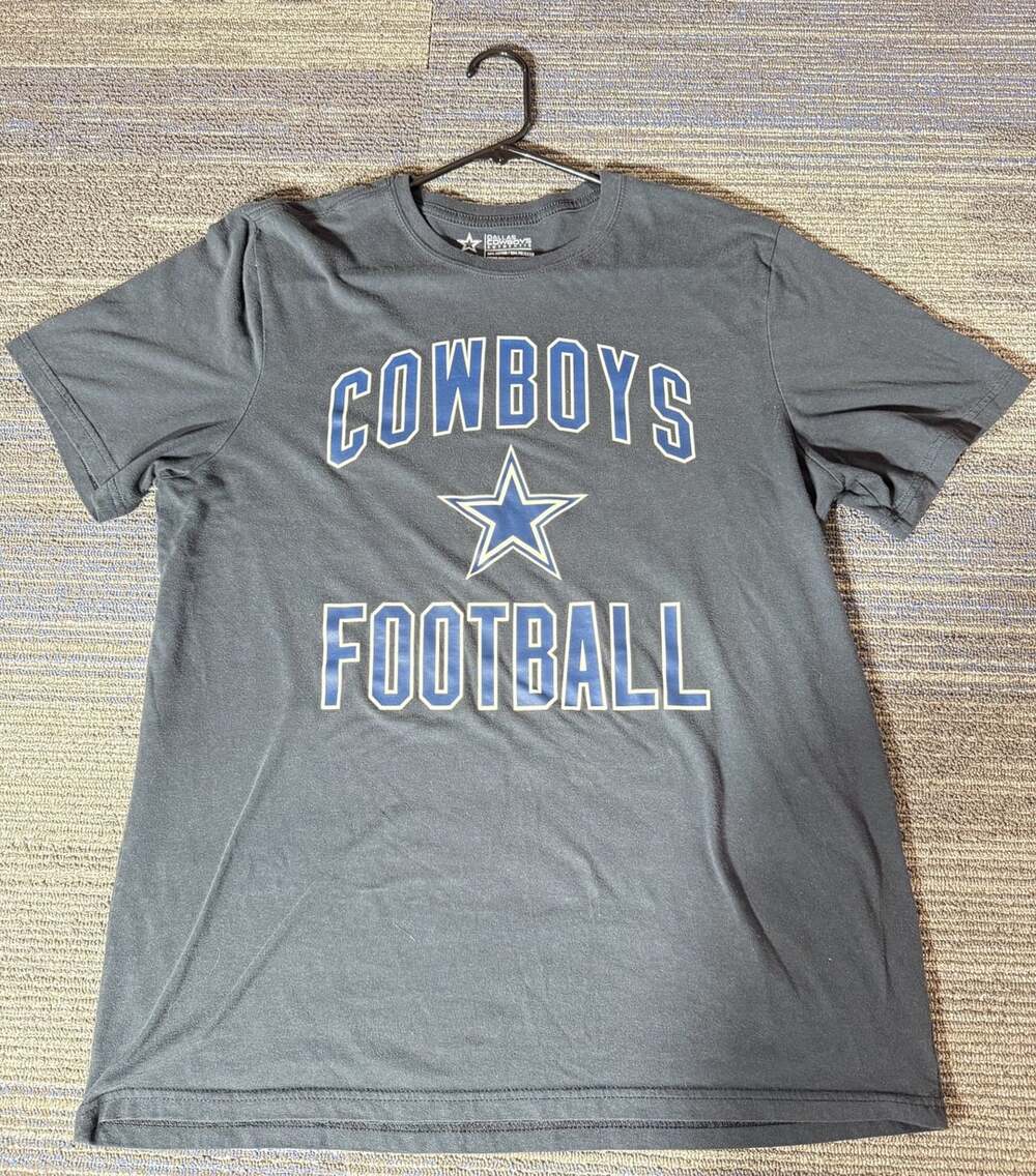 Dallas Cowboys Authentic NFL Graphic T-Shirt Gray